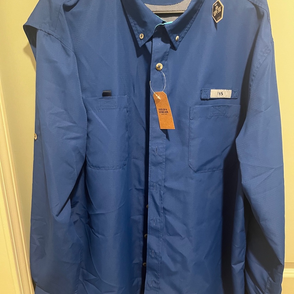 Men's Field and Stream Blue Button-Up Shirt